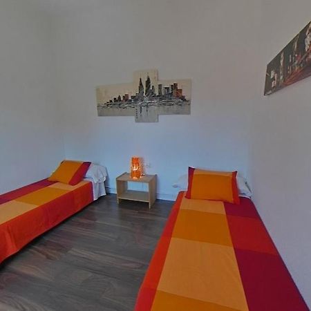 Near Clot & Sagrada Familia Apartment Barcelona Exteriör bild
