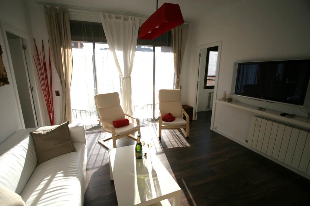 Near Clot & Sagrada Familia Apartment Barcelona Exteriör bild